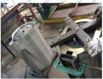 Machine de coulée avec les moules pour les isolants électriques comme les transformateurs de type sec 2